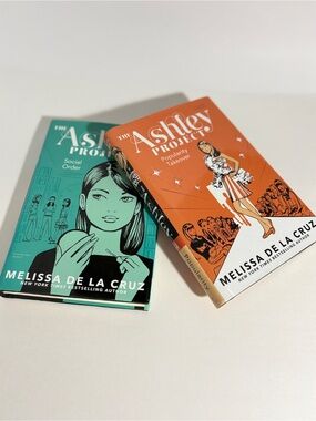 BOGO FREE The Ashley Project Book Lot Melissa de la Cruz Hardcover Set
